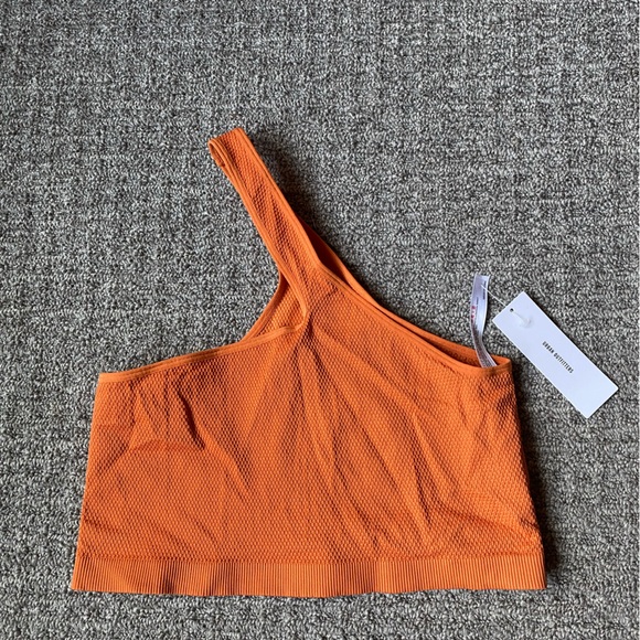 🩵Urban Outfitters top. ✨3 FOR $20✨ - Picture 3 of 4